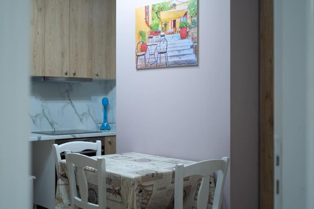 Appartamento Metaxourgio 2Nd Floor Atene Esterno foto