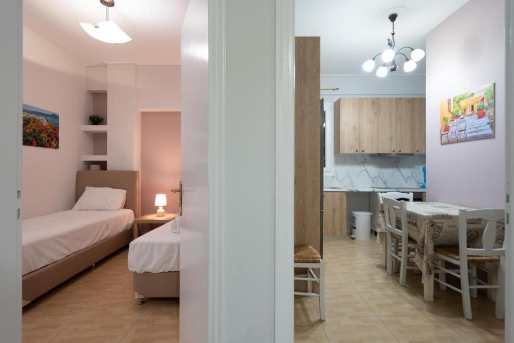 Appartamento Metaxourgio 2Nd Floor Atene Esterno foto