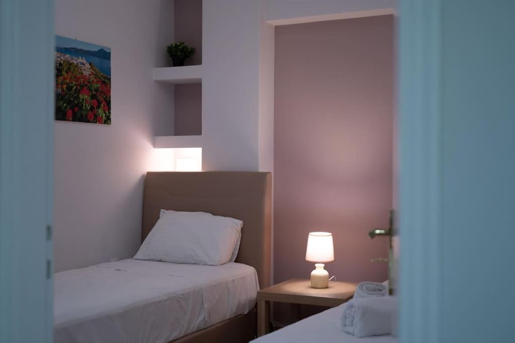 Appartamento Metaxourgio 2Nd Floor Atene Esterno foto